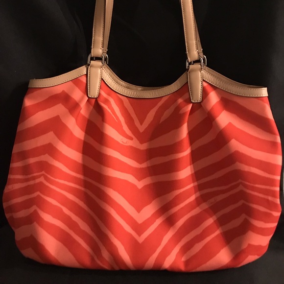 Authentic Coach Purse - Picture 2 of 3